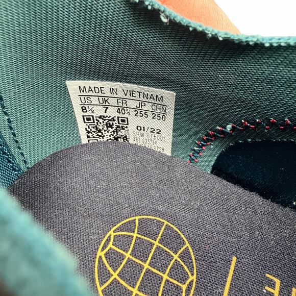 Adidas NMD_R1 V3 Women’s 8.5 Teal Multicolor Boost Running Sneakers - Picture 13 of 13